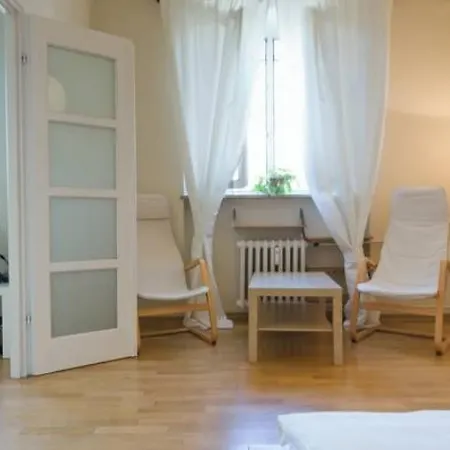 Goodnight Warsaw Apartments - Wspolna 69